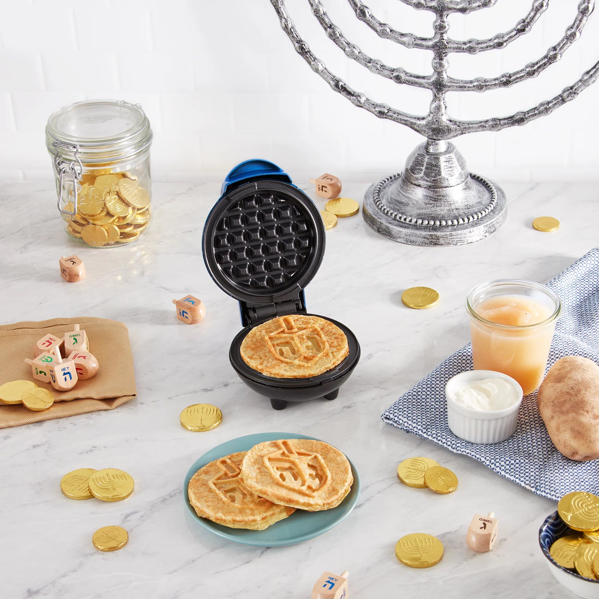 Dreidel Mini Waffle Maker - Image 2