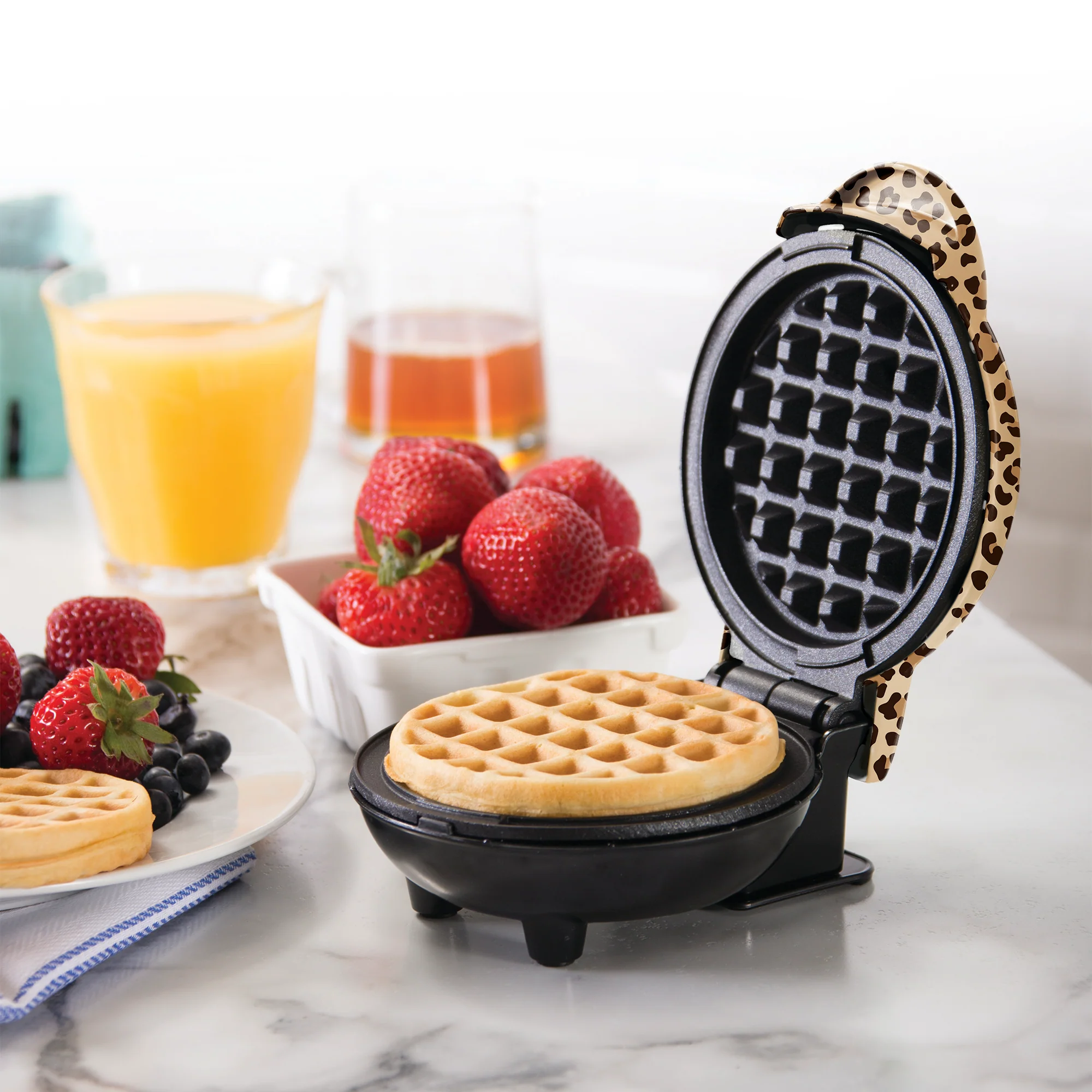 Mini Waffle Maker with Leopard Print - Image 2
