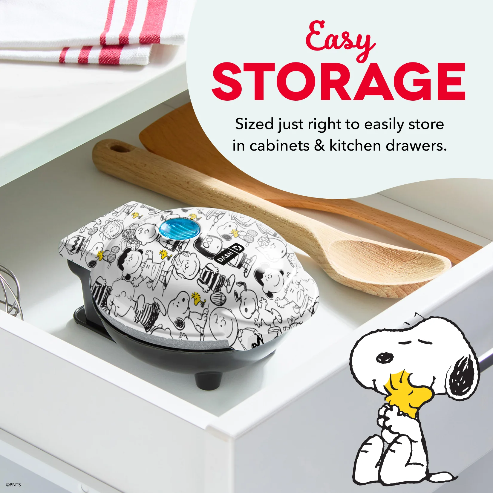 Peanuts® x Dash 75th Anniversary Mini Waffle Maker - Image 4