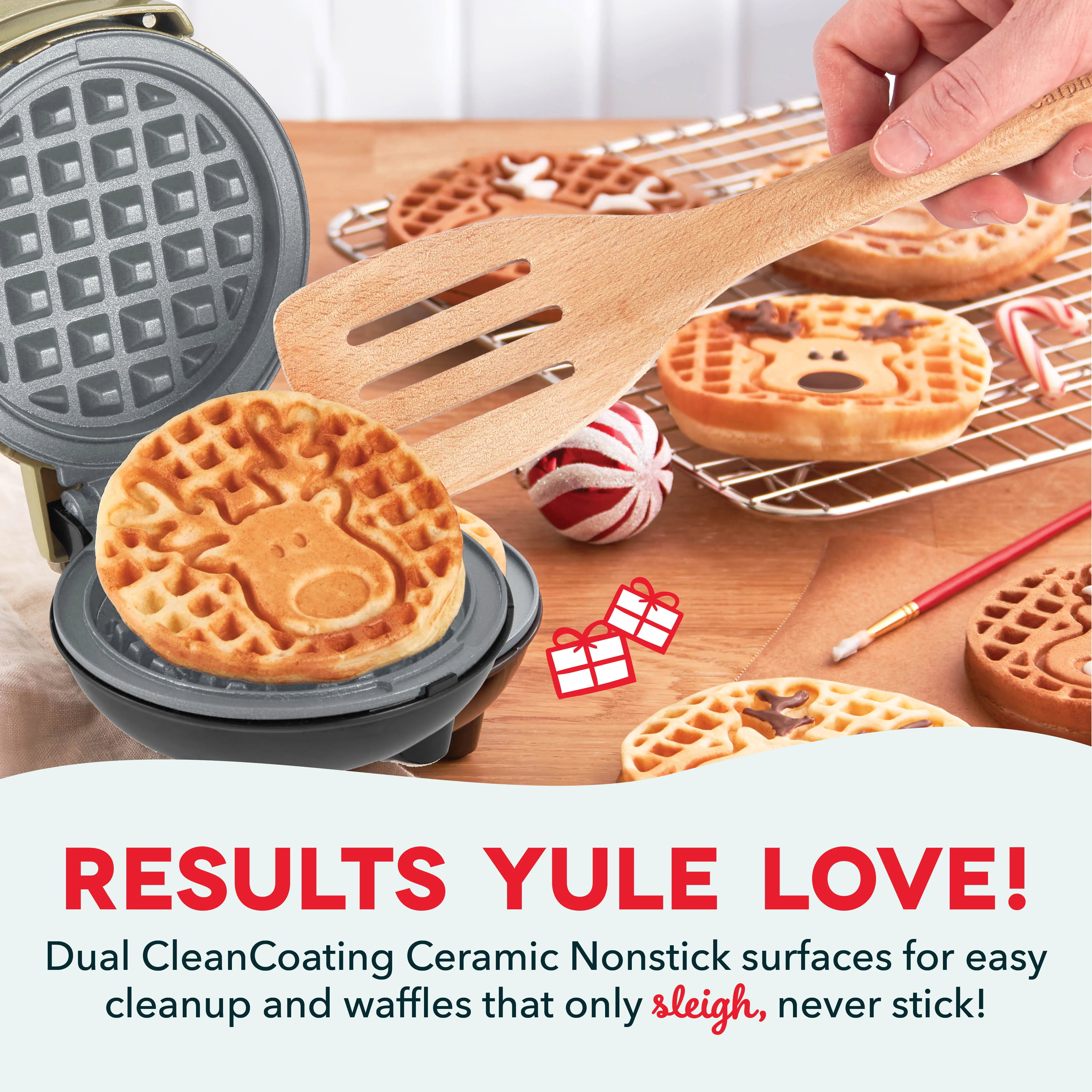 Reindeer Mini Waffle Maker - Image 5