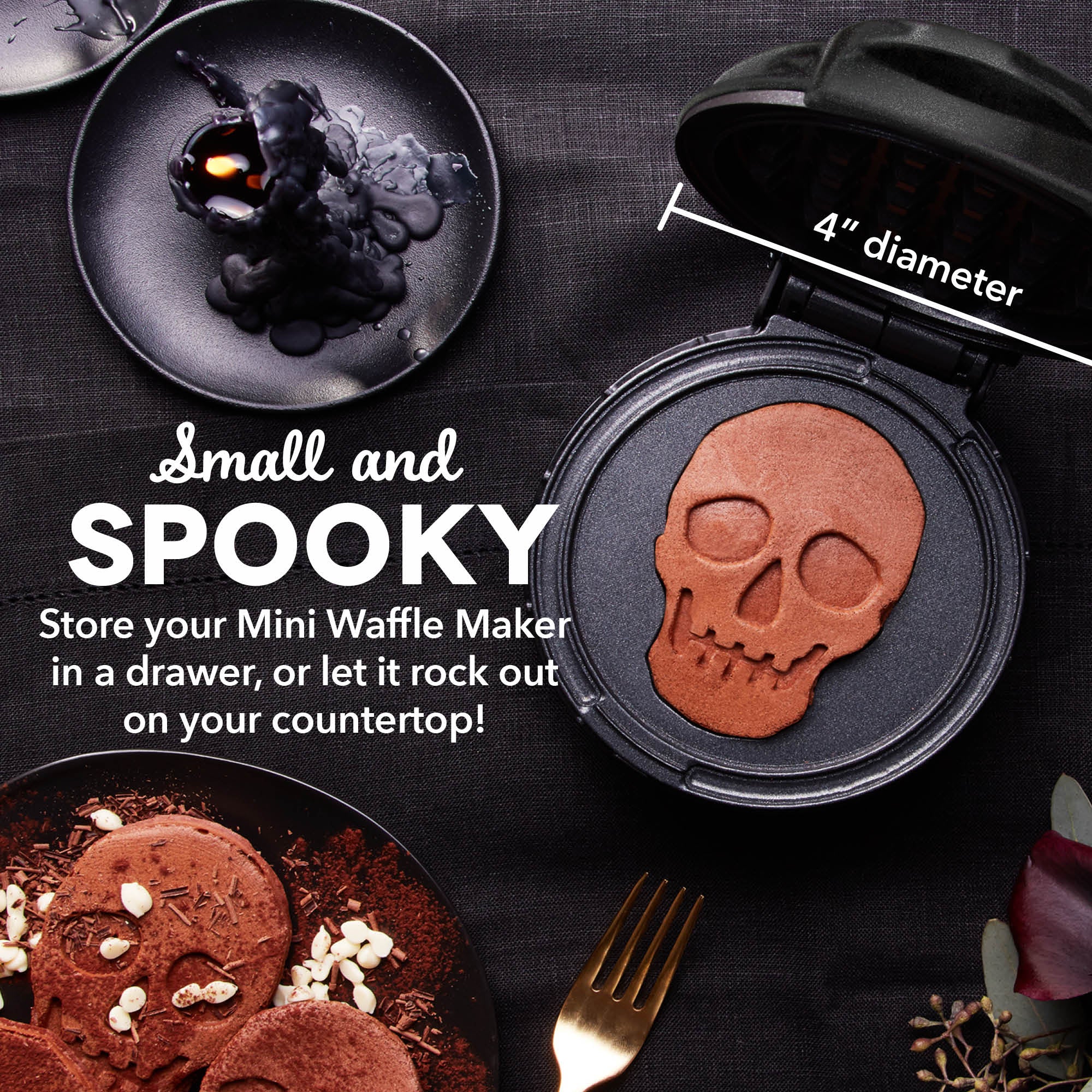 Skull Mini Waffle Maker - Image 5