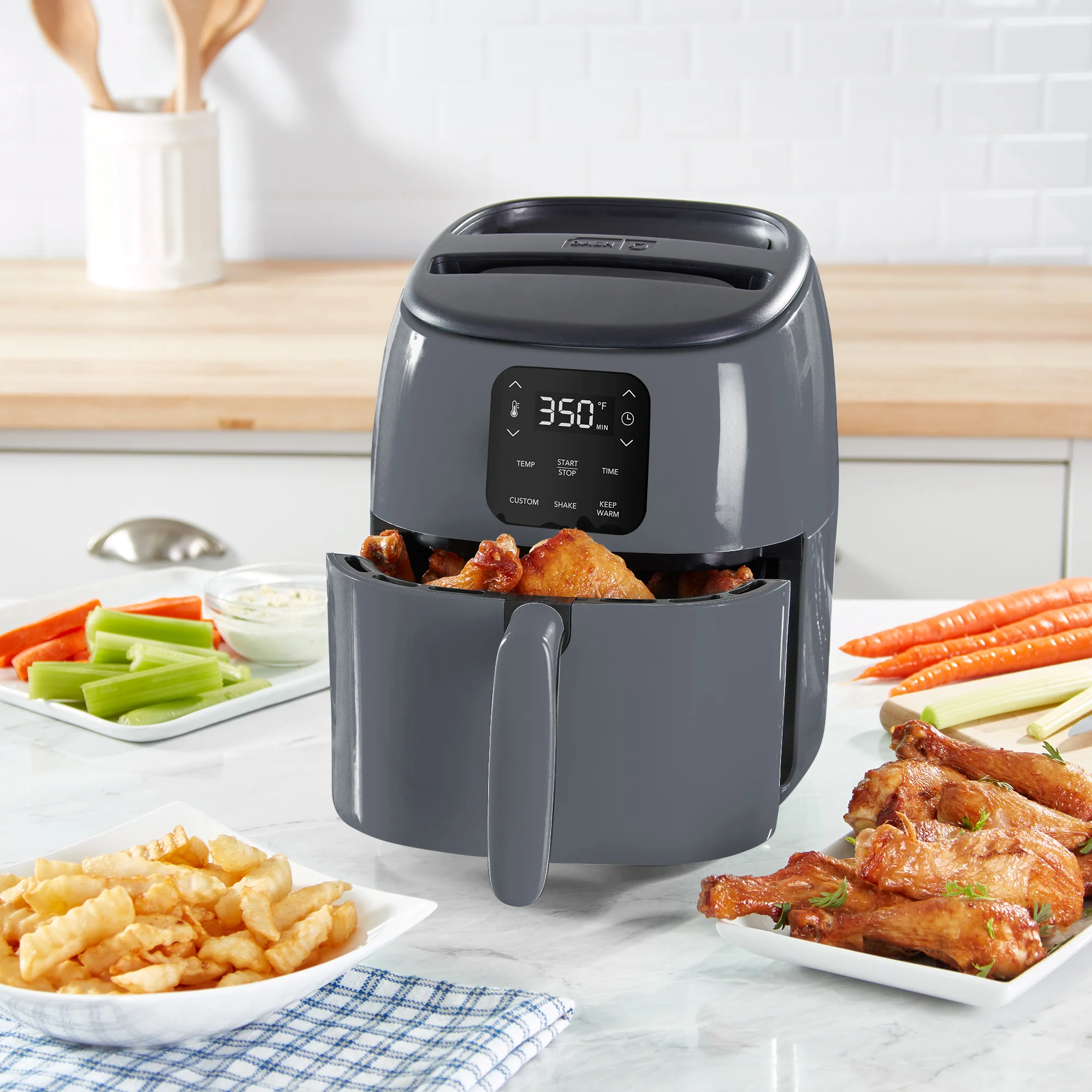 Express Digital Tasti-Crisp™ Air Fryer 2.6 Qt. - Image 4